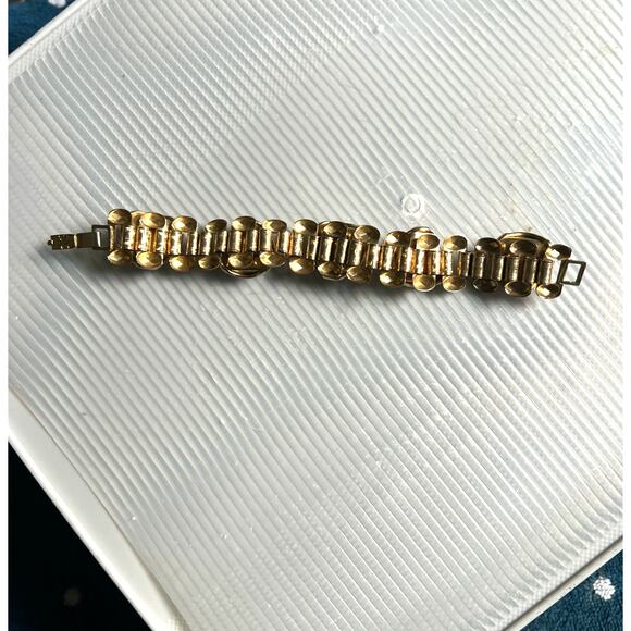 Vintage Art Nouveau-Style Gold-tone Bracelet with Triangle Moss Agate Stones - Picture 5 of 7